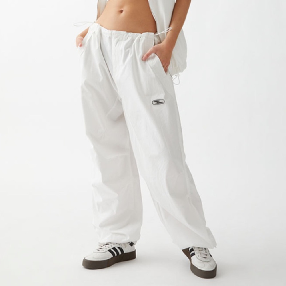 WHITE RANGE ROVER PANTS PARACHUTE